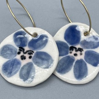 Pendientes flor azul pequeña